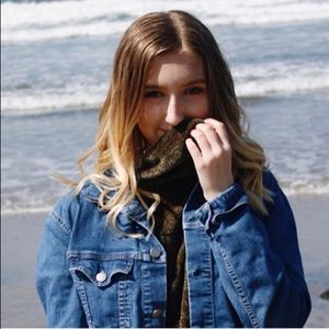 Meet your Posher, Megan